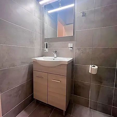 Hotel Korina's